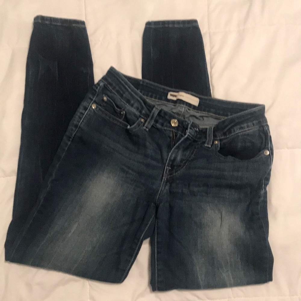 Straight leg, stretchy jeans